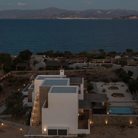 Vastblue Of Paros Aparthotel