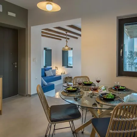 Vastblue Of Paros Aparthotel