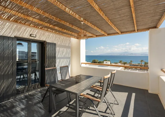 Vastblue Of Paros Hotel apartamentowy