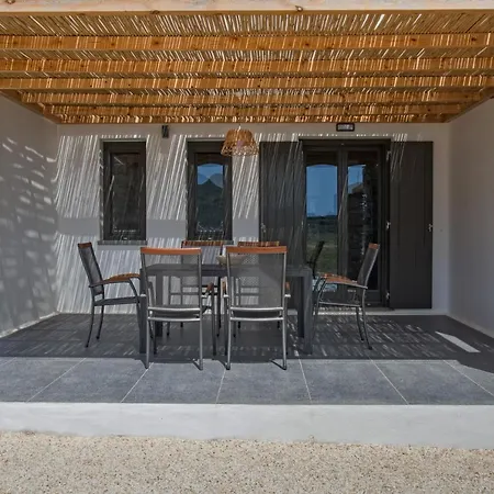 Vastblue Of Paros Aparthotel Ambelas