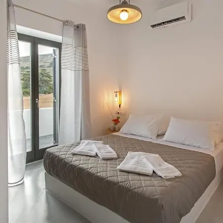 Vastblue Of Paros Aparthotel