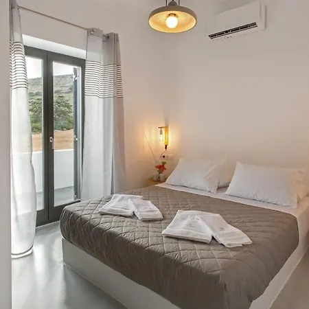 Vastblue Of Paros Aparthotel